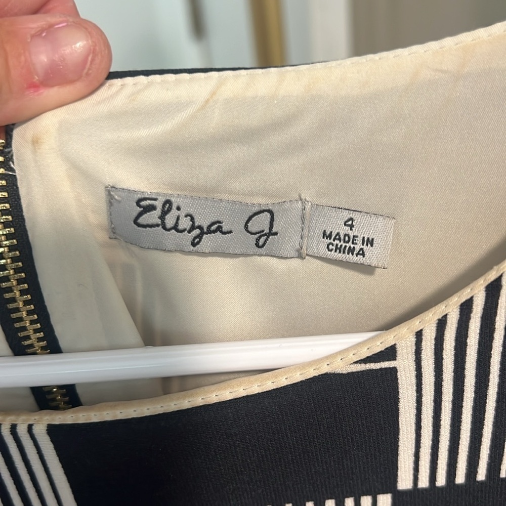 Retro Eliza J Dress - Picture 5 of 5